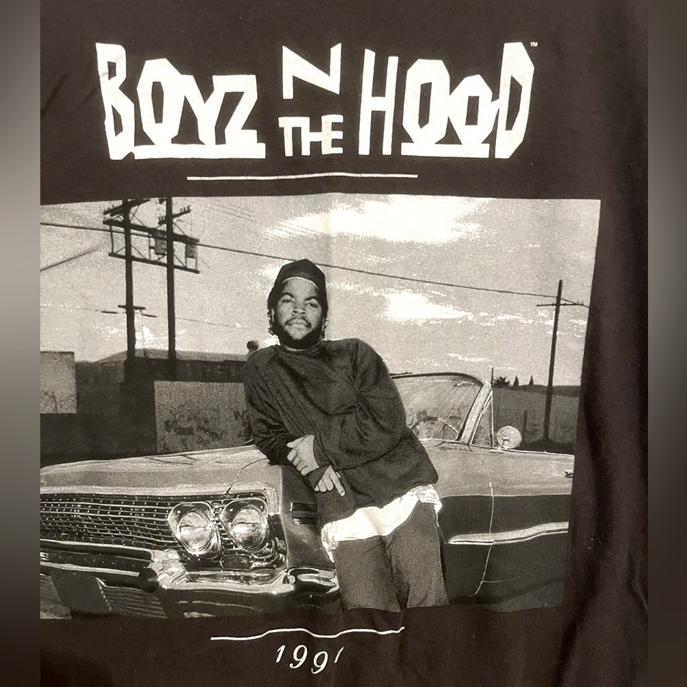 Boys n the Hood graphic t Women’s SM black with white print